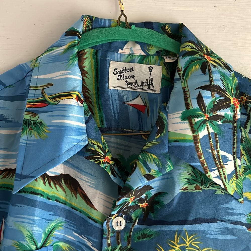 EC Vtg Sutton Place Hawaiian Shirt Lightweight Korean made Tropical Retro 50-60s